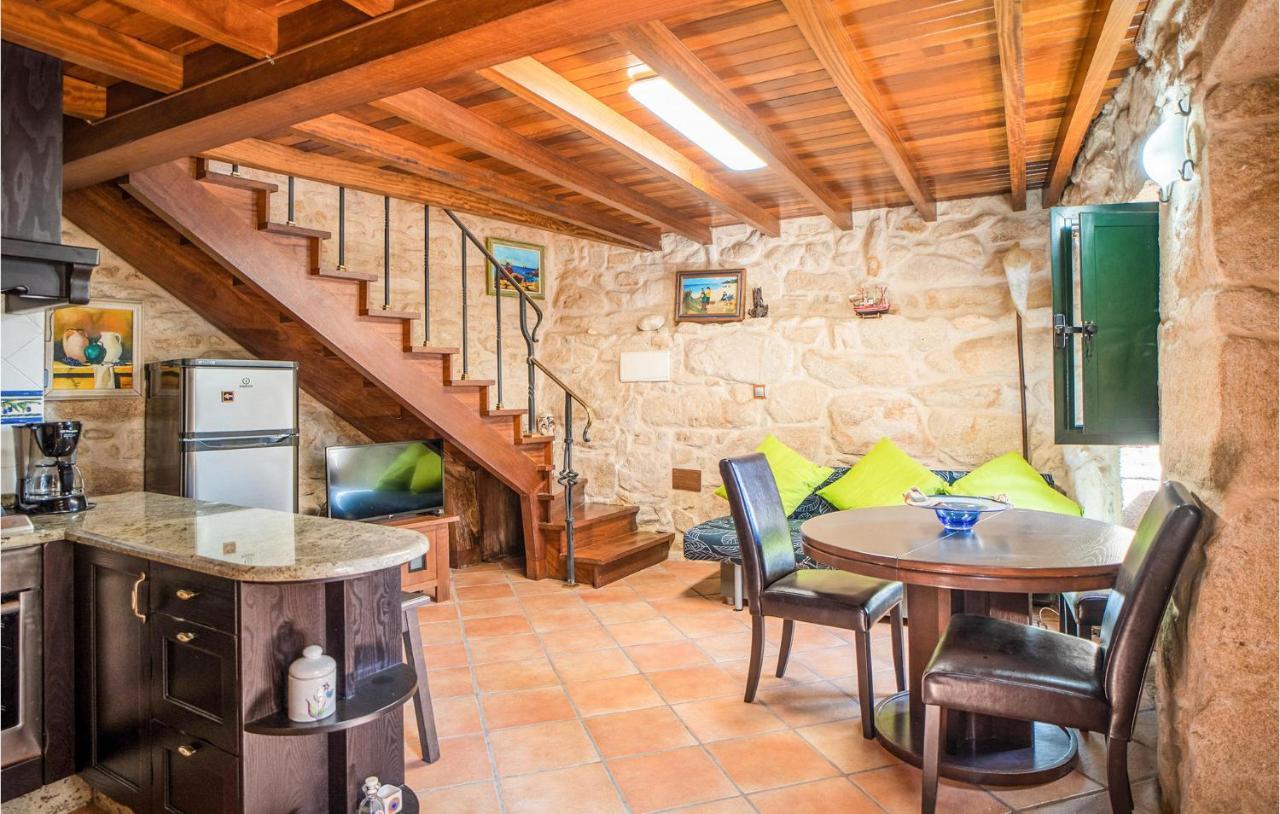 2 Bedroom Amazing Home In מורוס מראה חיצוני תמונה